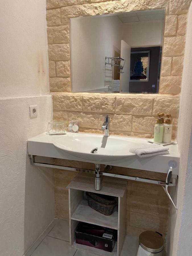 Gite Comme A La Maison Hyeres Bagian luar foto